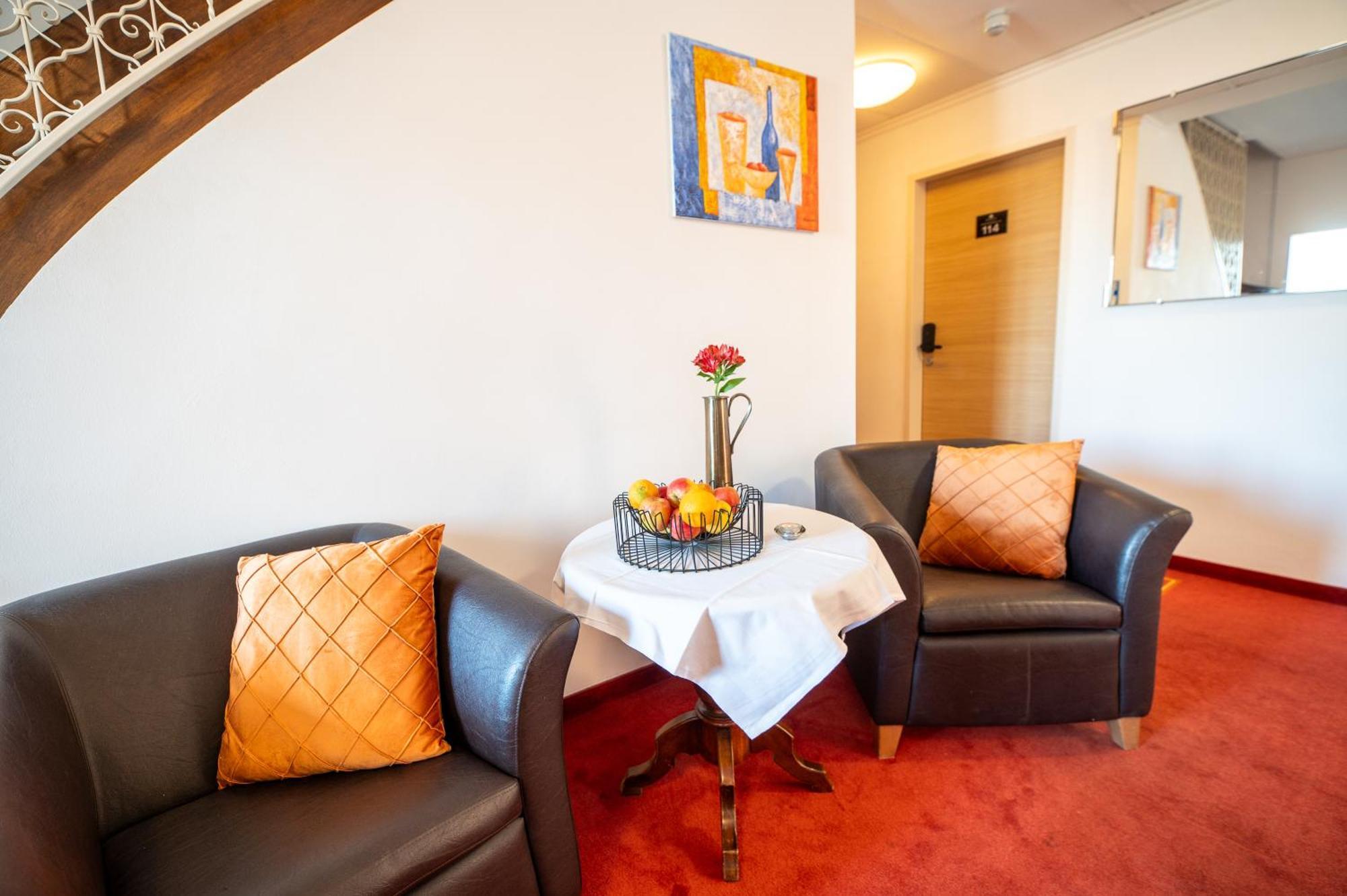 Hotel Marc Aurel Petronell Extérieur photo