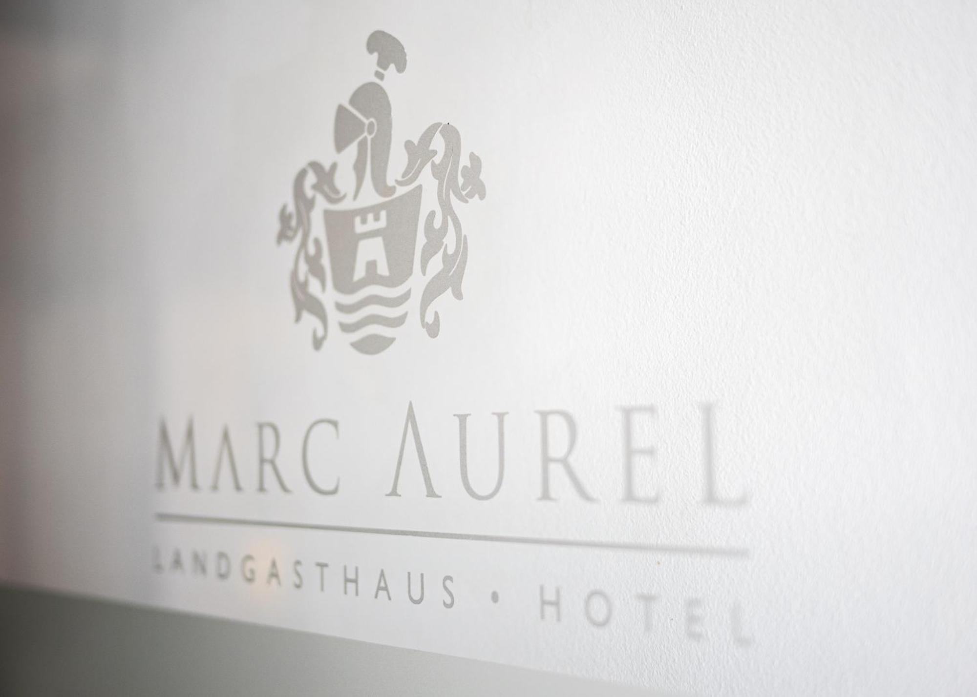 Hotel Marc Aurel Petronell Extérieur photo