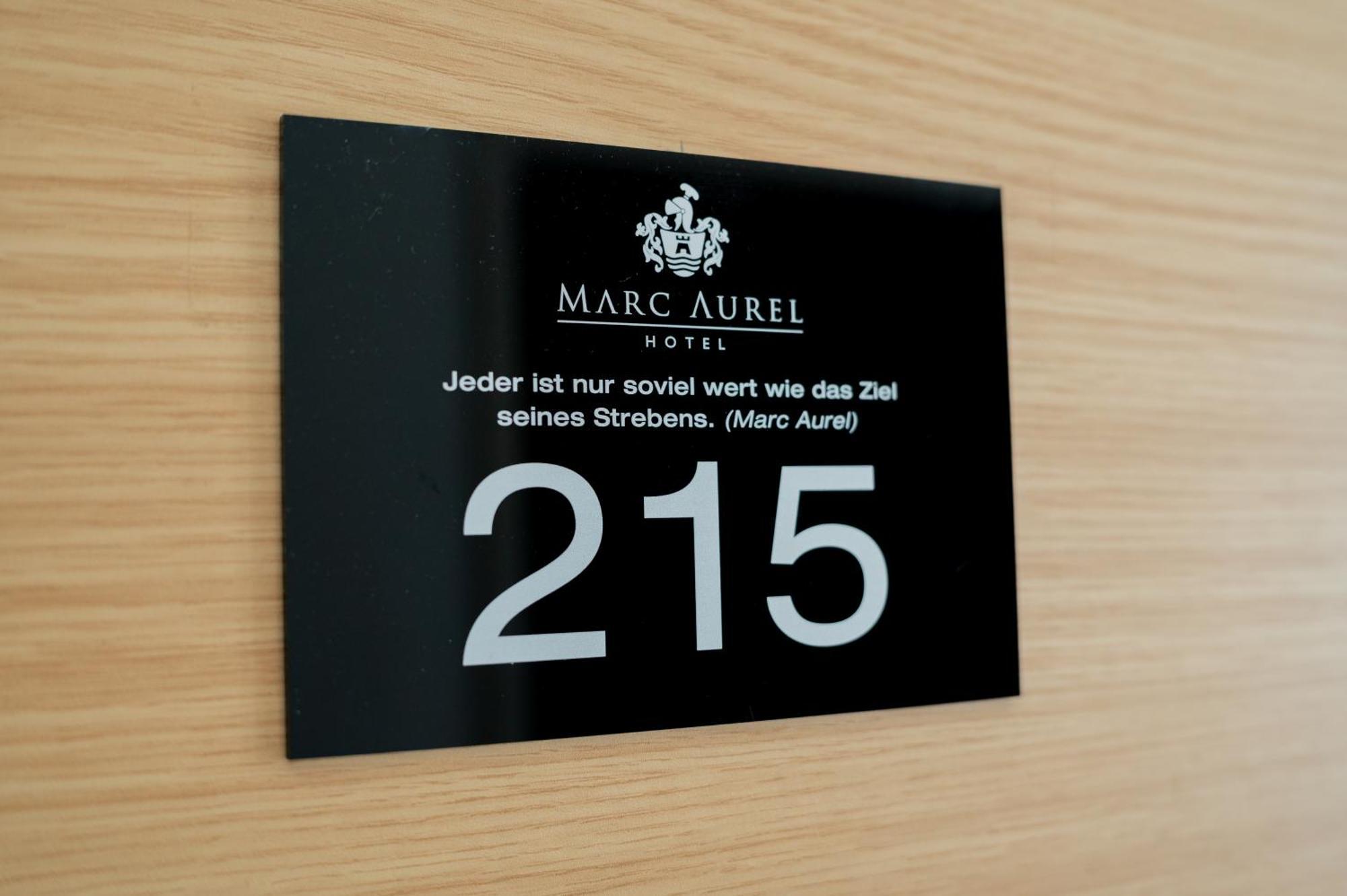 Hotel Marc Aurel Petronell Extérieur photo