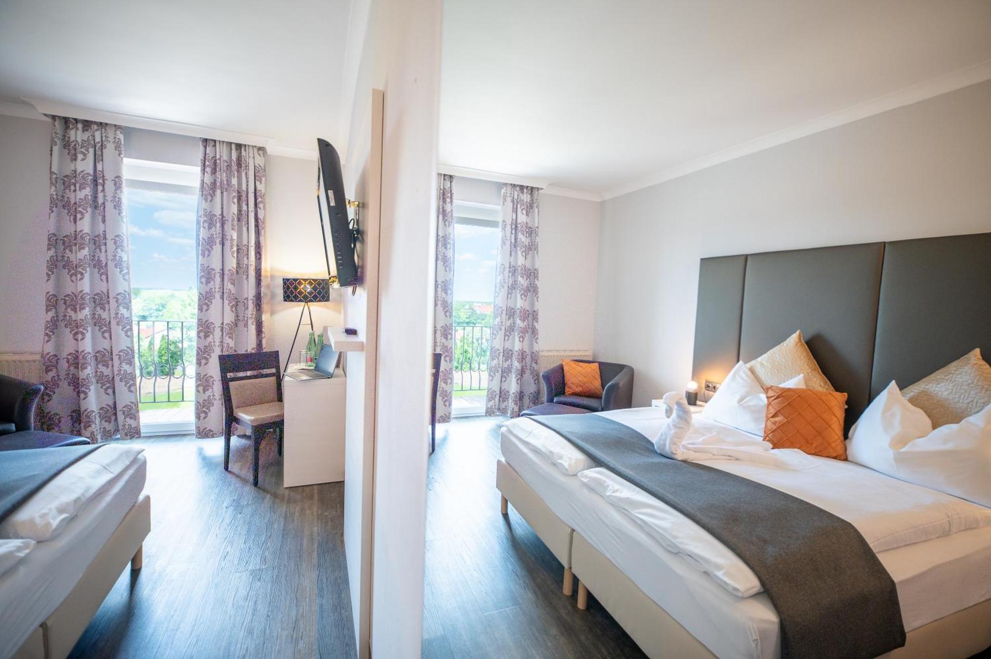Hotel Marc Aurel Petronell Extérieur photo