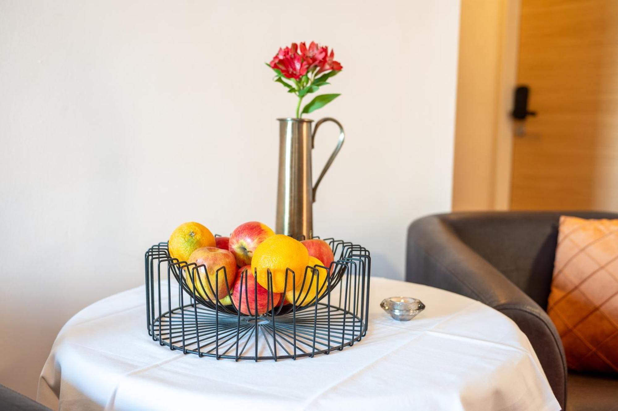 Hotel Marc Aurel Petronell Extérieur photo